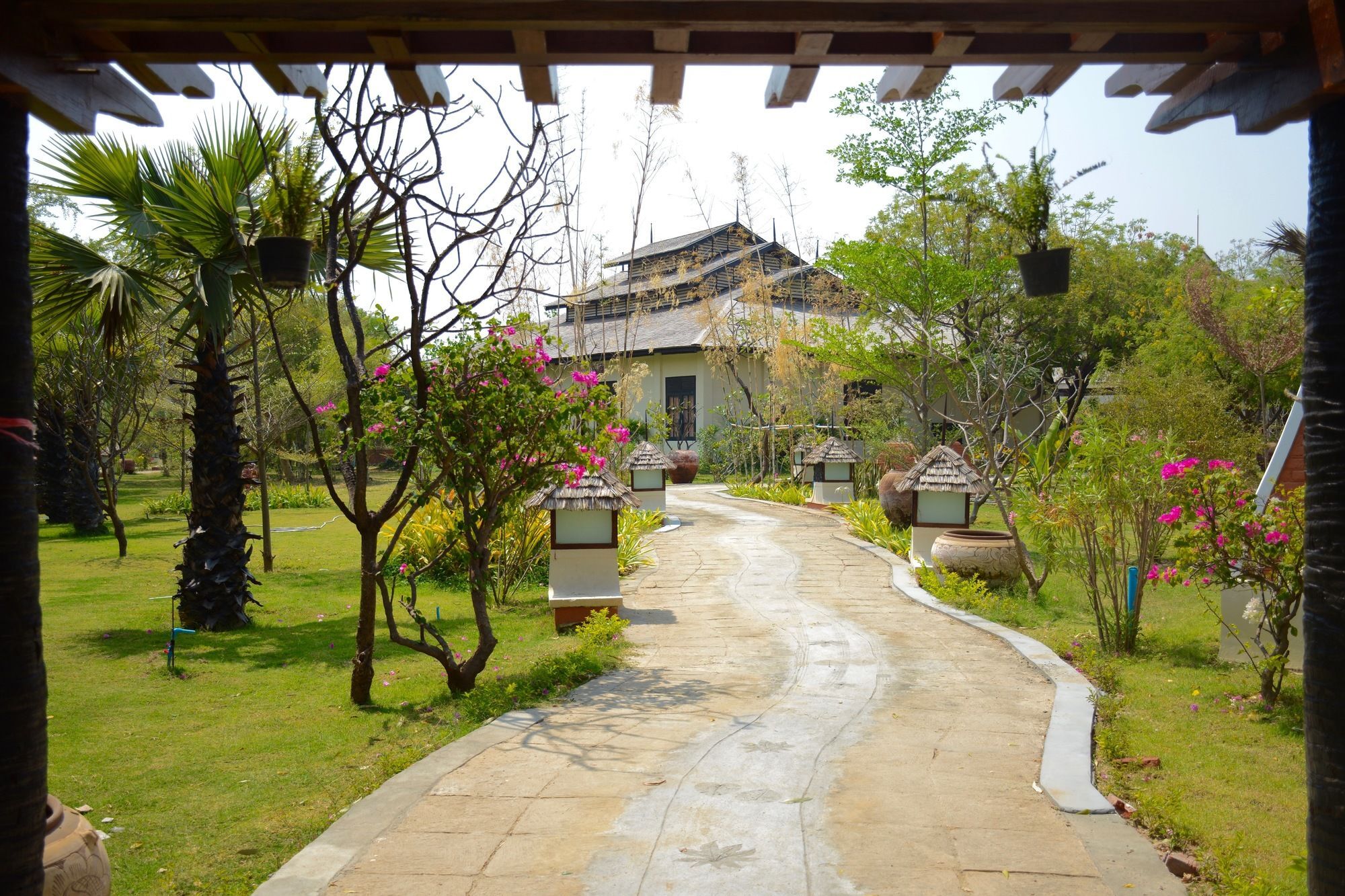 Amata Garden Resort Bagan Exterior photo